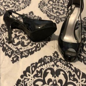 Worthington black leather stilettos size 9.5